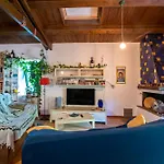 Chalet Battista Grotte Di Frasassi