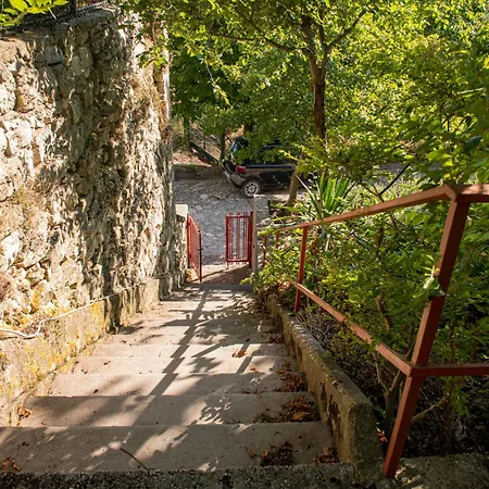 Battista Grotte Di Frasassi Chalet