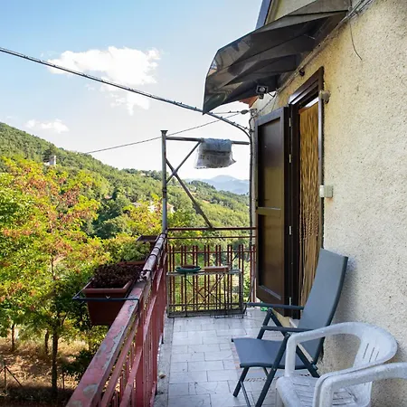 Chalet Battista Grotte Di Frasassi