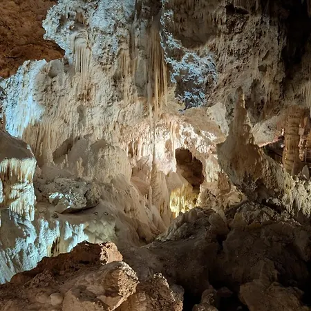 Chalet Battista Grotte Di Frasassi *