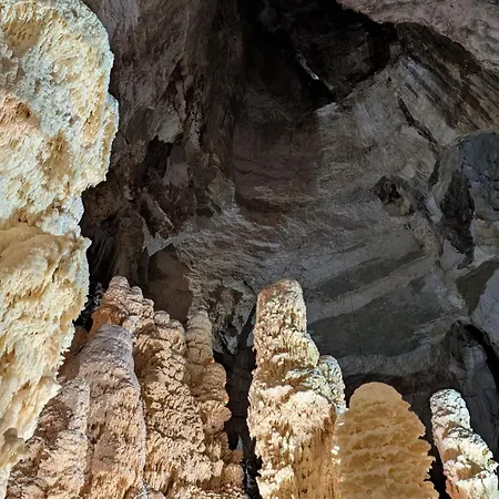 Chalet Battista Grotte Di Frasassi